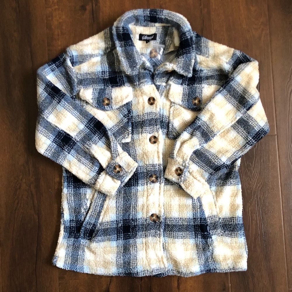 NWOT Soft plaid oversize sherpa shacket w/pockets LARGE